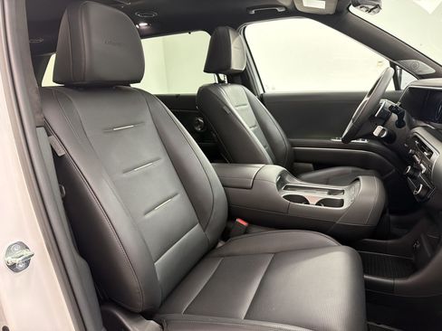Used 2026 Hyundai Palisade Calligraphy FWD image 25