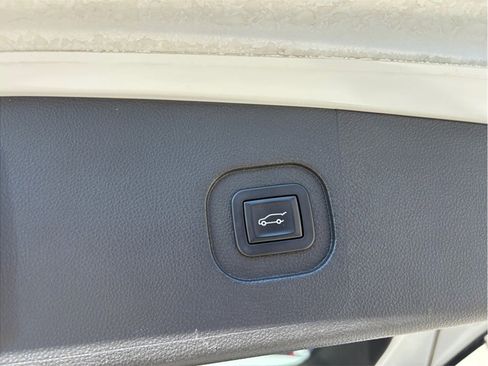 Used 2015 GMC Terrain SLT w/ Open Road Package image 40