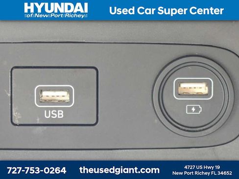 Used 2023 Hyundai Sonata SE w/ Preferred Accessory Package FWD image 20