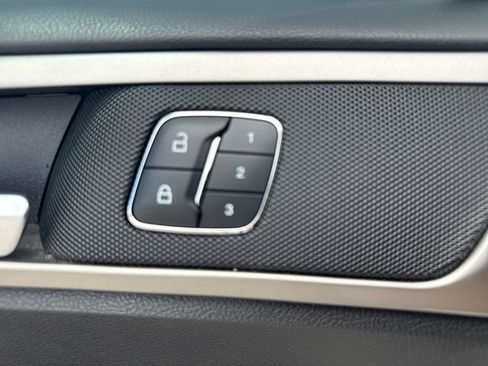 Used 2014 Ford Fusion SE w/ Equipment Group 202A FWD image 43