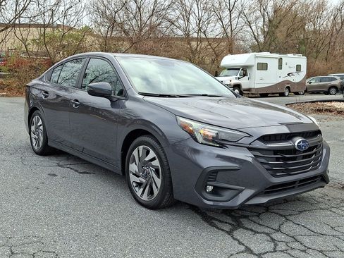 Certified 2025 Subaru Legacy Limited image 3