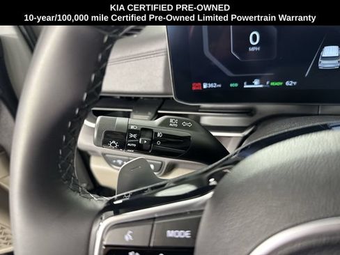 Certified 2025 Kia Carnival SX FWD image 14