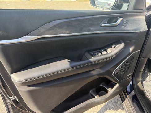 Used 2023 Jeep Grand Cherokee 4WD 4xe image 10