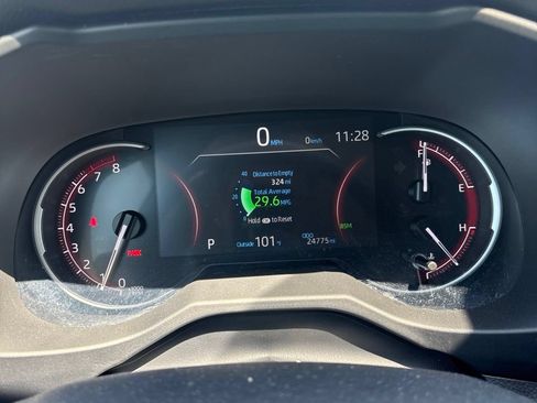 Used 2025 Toyota RAV4 XLE FWD image 9