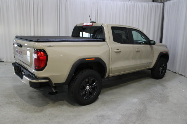 Used 2023 GMC Canyon Elevation w/ Elevation Premium Package AWD/4WD image 30