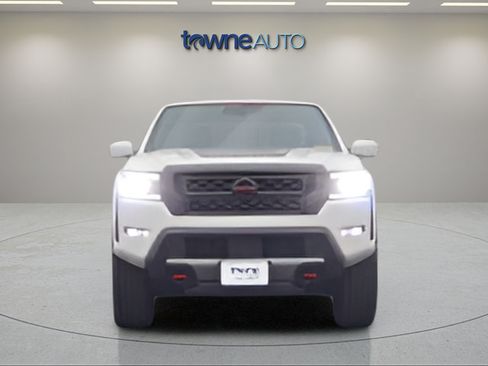 Used 2023 Nissan Frontier 4x4 Crew Cab image 12
