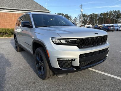 New 2025 Jeep Grand Cherokee L Limited w/ Black Appearance Package