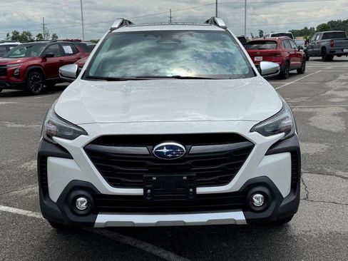 Used 2023 Subaru Outback Touring XT AWD/4WD image 9