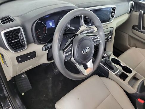 Used 2022 Kia Sportage LX image 10