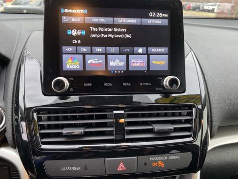 Used 2024 Mitsubishi Eclipse Cross LE image 12