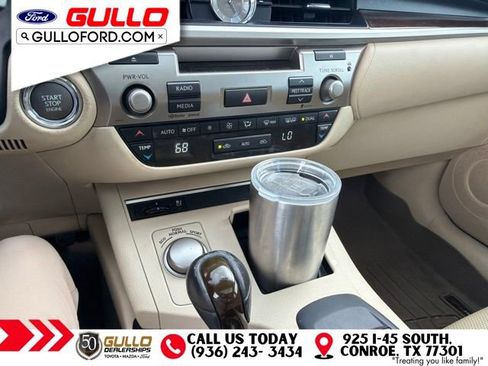 Used 2015 Lexus ES 350 w/ Premium Package FWD image 12