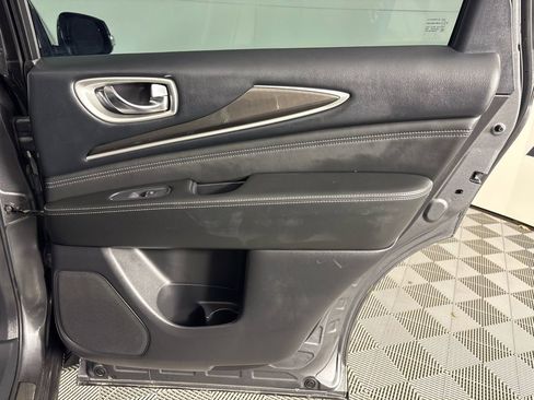 Used 2019 INFINITI QX60 Luxe w/ Essential Package image 46