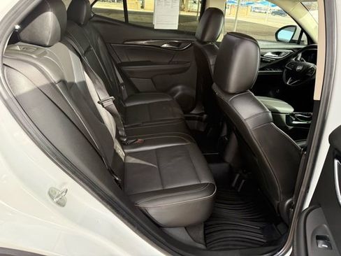 Used 2023 Buick Envision Essence image 10