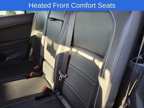 Used 2021 Volkswagen Tiguan SE w/ Panoramic Sunroof Package image 15