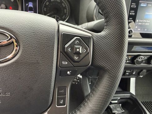 Certified 2022 Toyota Tacoma TRD Sport image 31