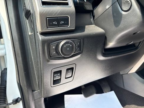 Used 2018 Ford F150 Limited w/ Trailer Tow Package AWD/4WD image 32