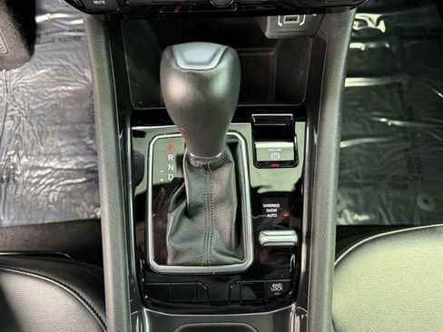 Used 2024 Jeep Compass Latitude image 21