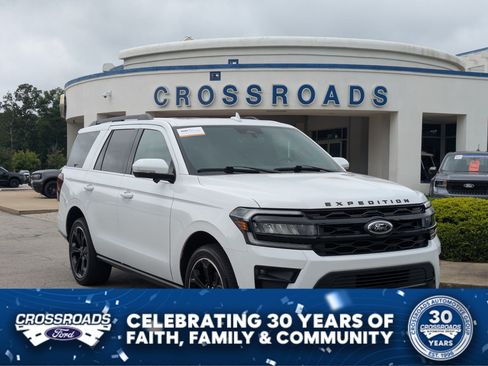 Certified 2023 Ford Expedition Limited AWD/4WD image 1