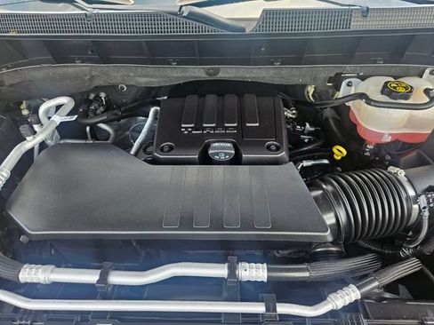 Used 2023 Chevrolet Silverado 1500 LT AWD/4WD image 21
