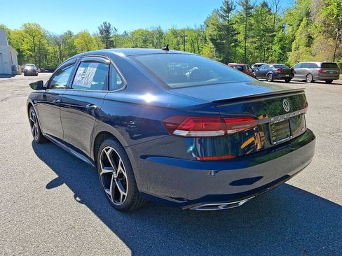 Used 2020 Volkswagen Passat 2.0T R-Line FWD image 5