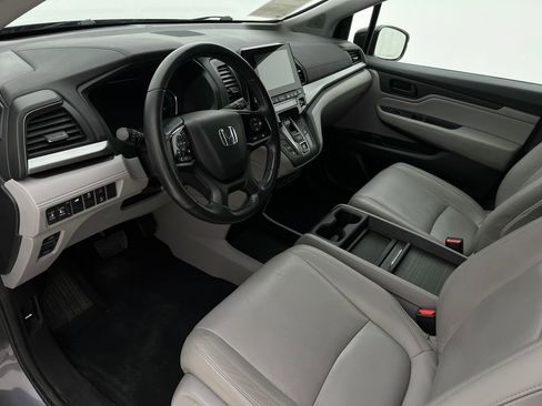 Used 2018 Honda Odyssey EX-L image 12