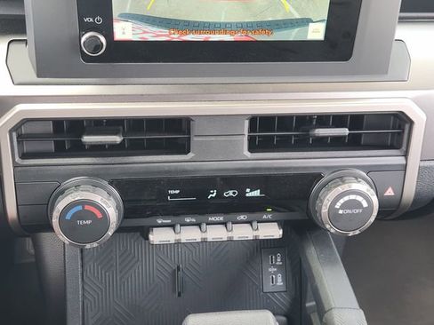 Used 2025 Toyota 4Runner SR5 image 14