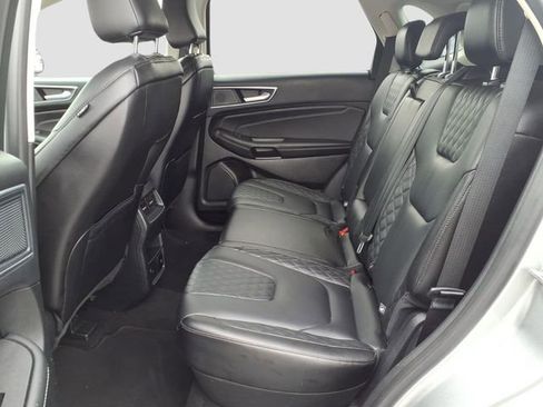 Certified 2024 Ford Edge Titanium image 6