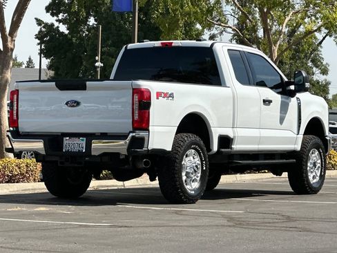 Used 2026 Ford F250 XLT w/ 360-Degree Camera Package AWD/4WD image 2