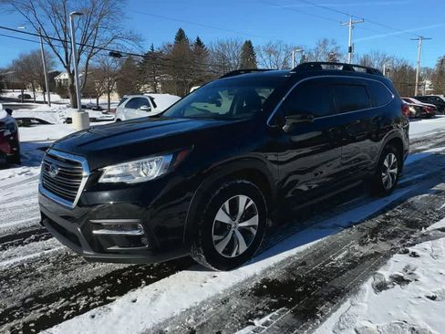 Certified 2022 Subaru Ascent Premium w/ Convenience Package image 4