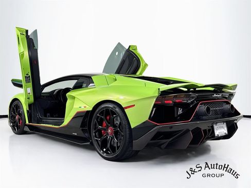 Used 2022 Lamborghini Aventador LP 780-4 Ultimae AWD/4WD image 5