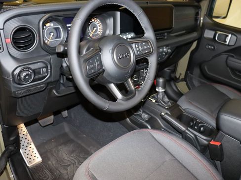 Used 2026 Jeep Wrangler Rubicon w/ Xtreme 35 Tire Package image 11