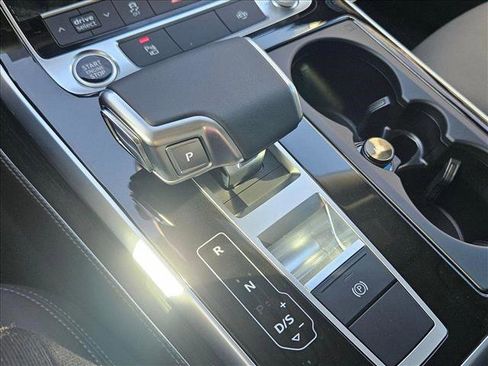 New 2025 Audi Q8 Premium Plus image 9