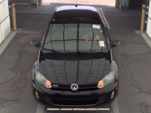 Used 2014 Volkswagen GTI Wolfsburg Edition FWD image 2