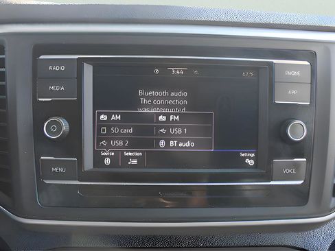 Used 2023 Volkswagen Atlas SE image 24