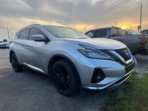 Used 2023 Nissan Murano Platinum w/ Cargo Package FWD image 3