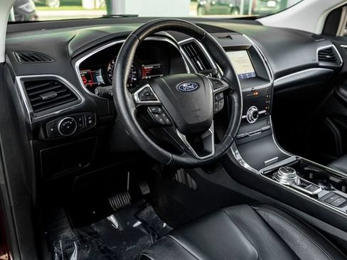 Used 2020 Ford Edge Titanium w/ Class II Trailer Tow Package AWD/4WD image 18