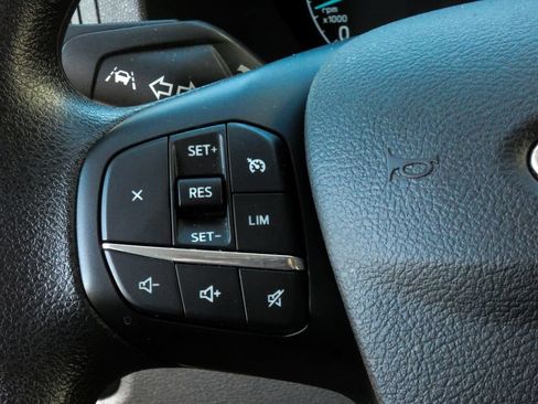 Used 2025 Ford Transit 350 XLT RWD image 10