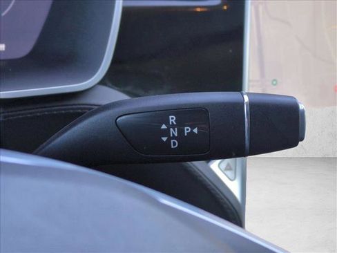 Used 2015 Tesla Model S 70 image 12