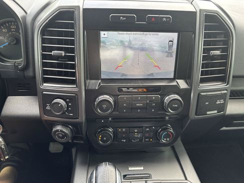 Used 2017 Ford F150 XLT w/ Equipment Group 302A Luxury AWD/4WD image 12