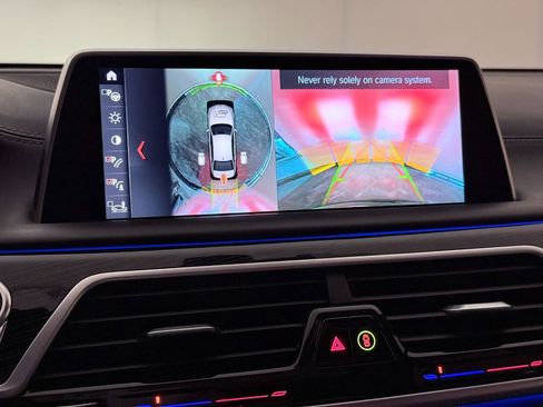 Used 2018 BMW 740e xDrive AWD/4WD image 37