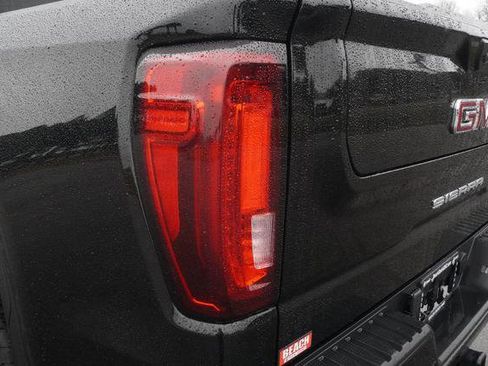 Used 2023 GMC Sierra 1500 AT4 w/ Technology Package image 38