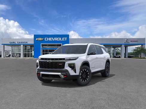 New 2026 Chevrolet Traverse Z71 w/ Enhanced Driving Package AWD/4WD image 8