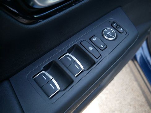 Used 2025 Honda CR-V Sport Touring image 21