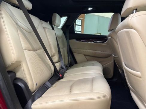 Used 2017 Cadillac XT5 Premium Luxury AWD/4WD image 14