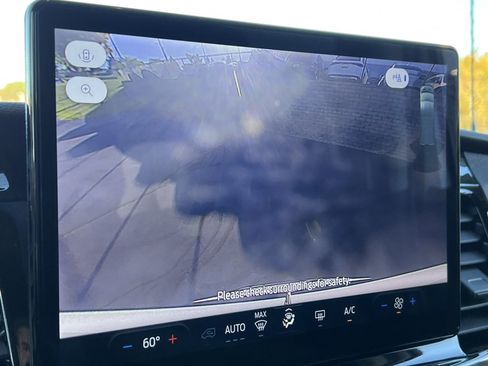 Certified 2024 Ford Transit 350 XLT image 25