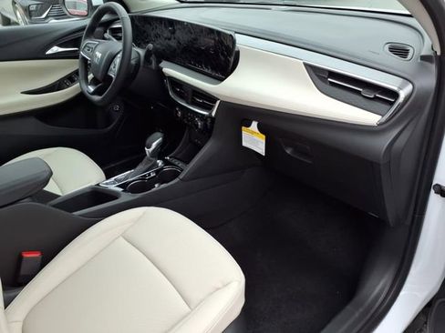 Used 2025 Buick Encore GX Sport Touring w/ Comfort Package image 26