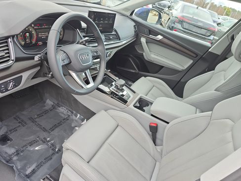 Certified 2023 Audi Q5 2.0T Premium Plus w/ Premium Plus Package image 16