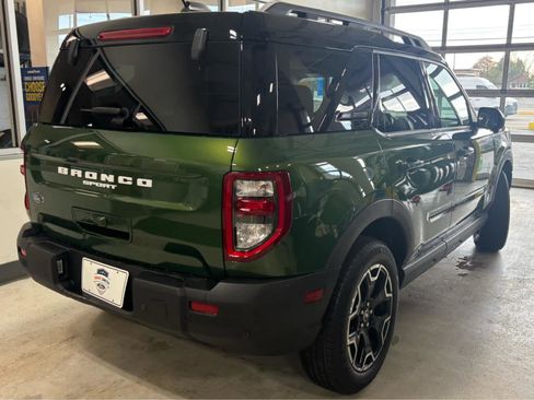 Used 2025 Ford Bronco Sport Outer Banks w/ Outer Banks Tech Package+ AWD/4WD image 8