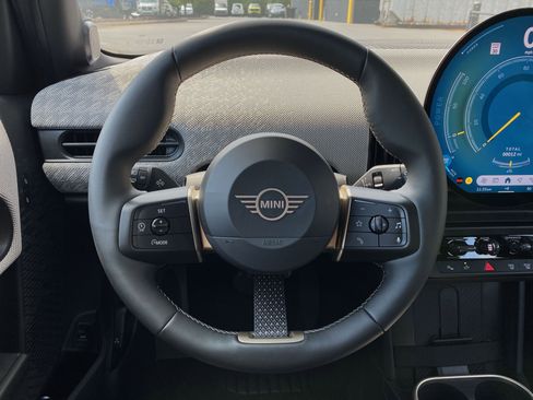 Used 2025 MINI Cooper S image 10