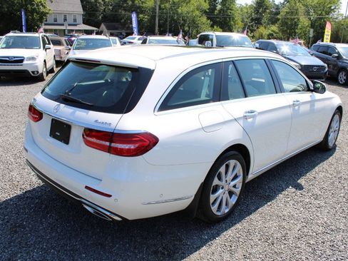 Used 2017 Mercedes-Benz E 400 4MATIC Wagon image 7